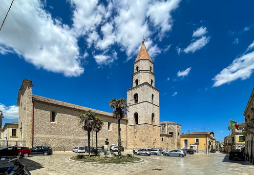 Venosa, Duomo di Sant'Andrea Apostolo #01