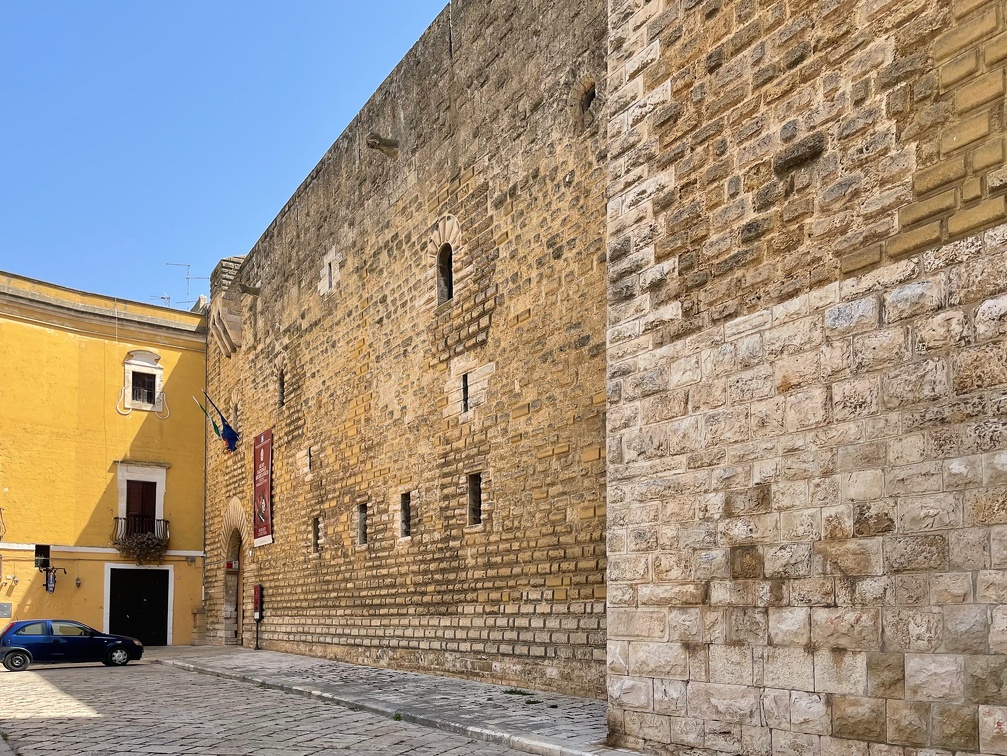Gioia del Colle, Castello normanno-svevo #01