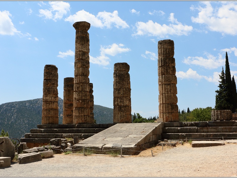Delphes, temple d'Apollon #03