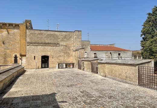 Gioia del Colle, Castello normanno-svevo #06 (180 visits) Gioia del Colle, Castello normanno-svevo #06